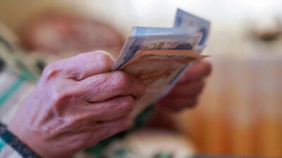 AK Parti’den emekliye ek zam açıklaması