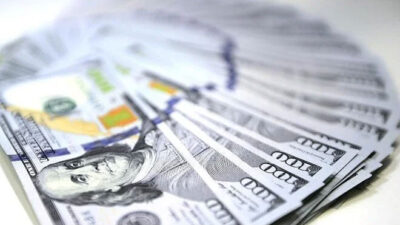 Dolar, yeni yıla güçlü başladı