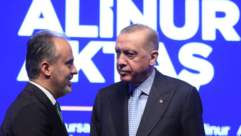 Bursa Büyükşehir Belediye Başkanı ve adayı Aktaş: “Bu belediyenin bir kuruşunda bile tüyü bitmemiş yetimin hakkı var” BUSKİ ile ilgili iddiaları kısa zamanda açıklayacağını belirten Bursa Büyükşehir