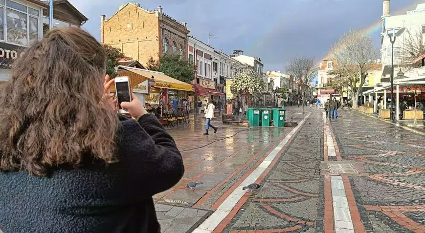 Şehrin her yerinden göründü! Herkes telefona sarıldı