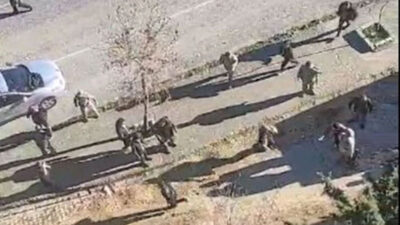 Husumetli aileler cadde ortasında çatıştı: 1 ölü, 2 yaralı