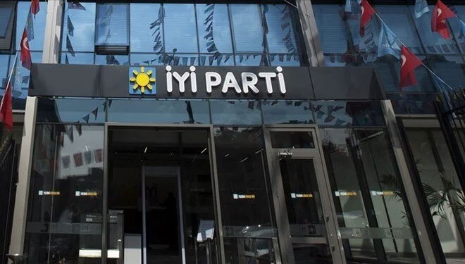 İYİ Parti İzmir il yönetimi görevden alındı