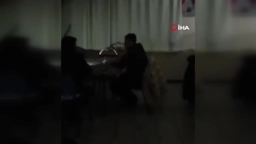 Yer: Bursa… Elektriklerin kesilmesi onlara engel olamadı!