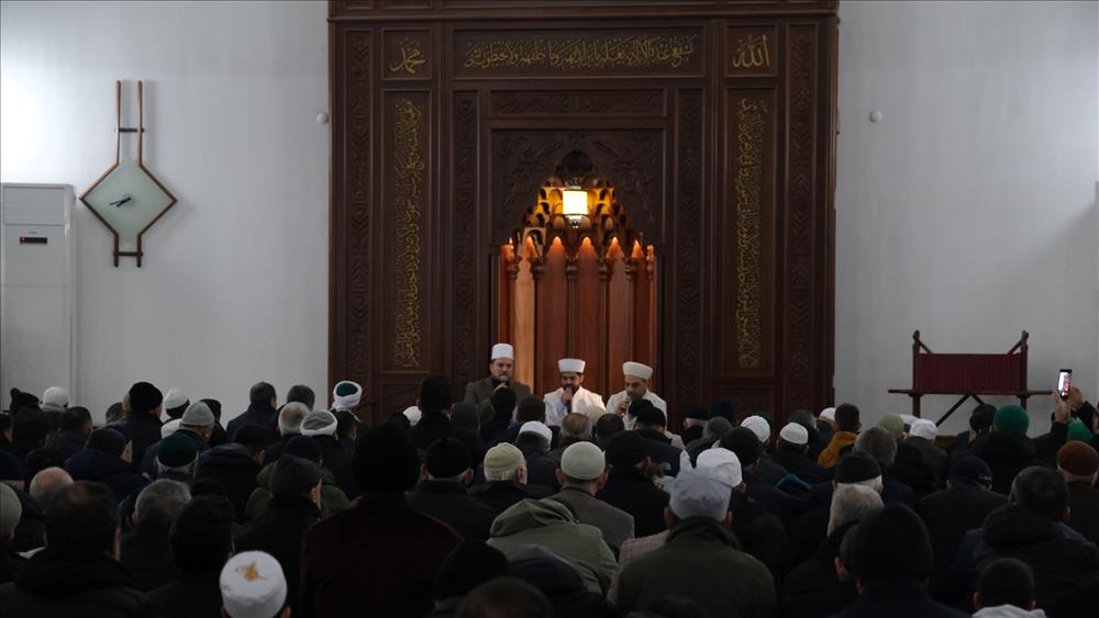 İnegöl yeni yıla sabah namazı buluşmasıyla başladı İnegöl yeni yıla sabah namazı buluşmasıyla başladı