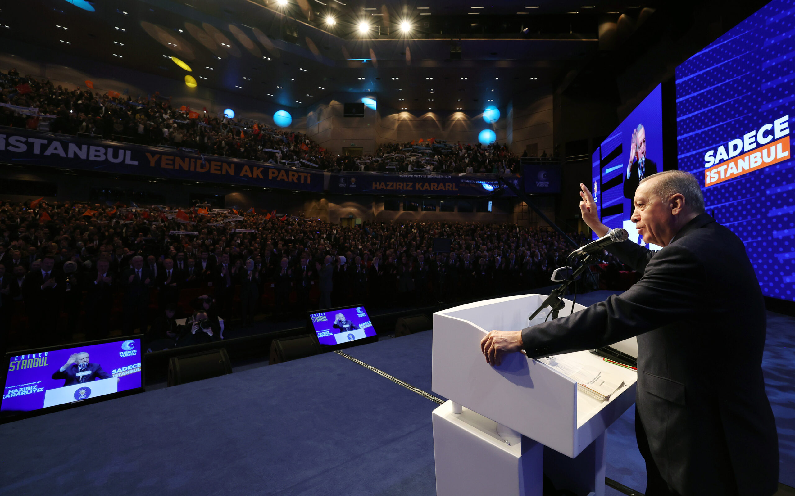 AK Parti’nin İstanbul ilçe belediye başkan adayları açıklandı AK Parti’nin İstanbul ilçe belediye başkan adayları açıklandı