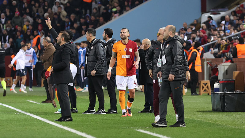 Galatasaray'dan Abdülkerim Bardakcı açıklaması 1 AA 20240121 33496455 33496454 TRABZONSPOR GALATASARAY 1