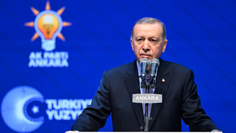 Cumhurbaşkanı Erdoğan’dan önemli mesajlar… AK Parti’nin Ankara ilçe adayları belli oldu Cumhurbaşkanı Recep Tayyip Erdoğan, AK Parti’nin Ankara ilçe adaylarını açıkladı.