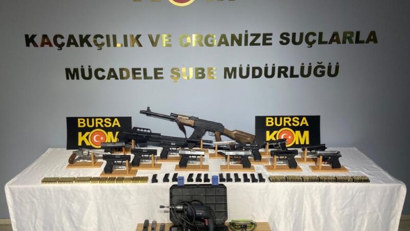 Bursa'da, kaçak silah imal ederek sattıkları öne sürülen 2 şüpheli