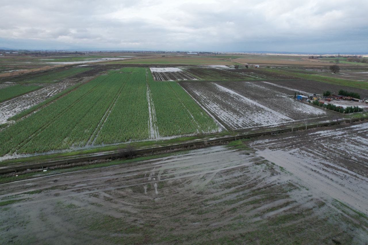 Bursa’da şiddetli yağış orayı vurdu! Sular altında… Bursa’da şiddetli yağış orayı vurdu! Sular altında…