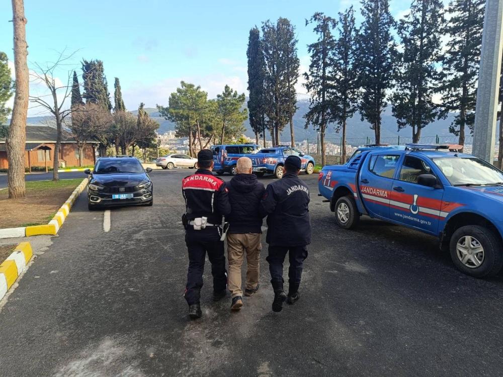 Bursa’da 18 yıl hapis cezası olan şahsı yakaladı