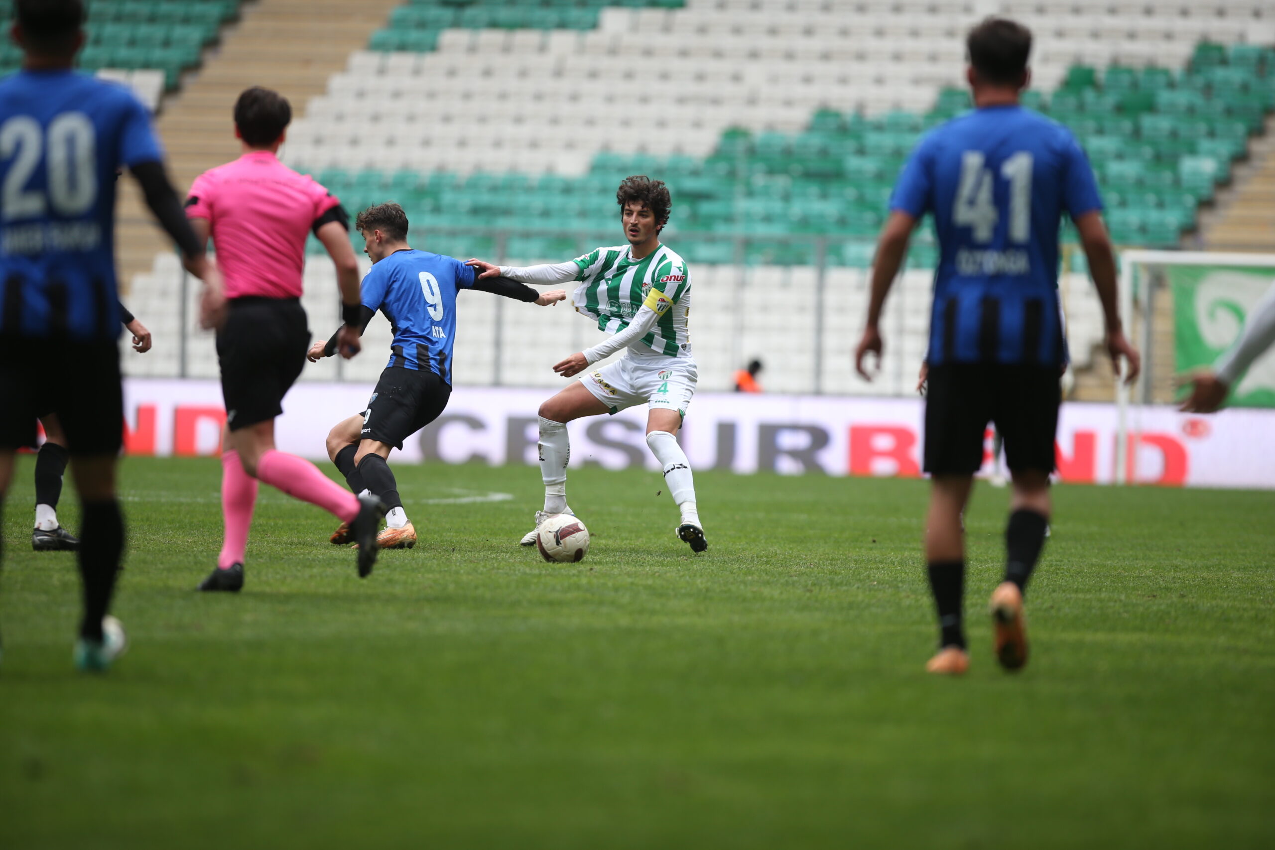 Bursaspor evinde kayıp!