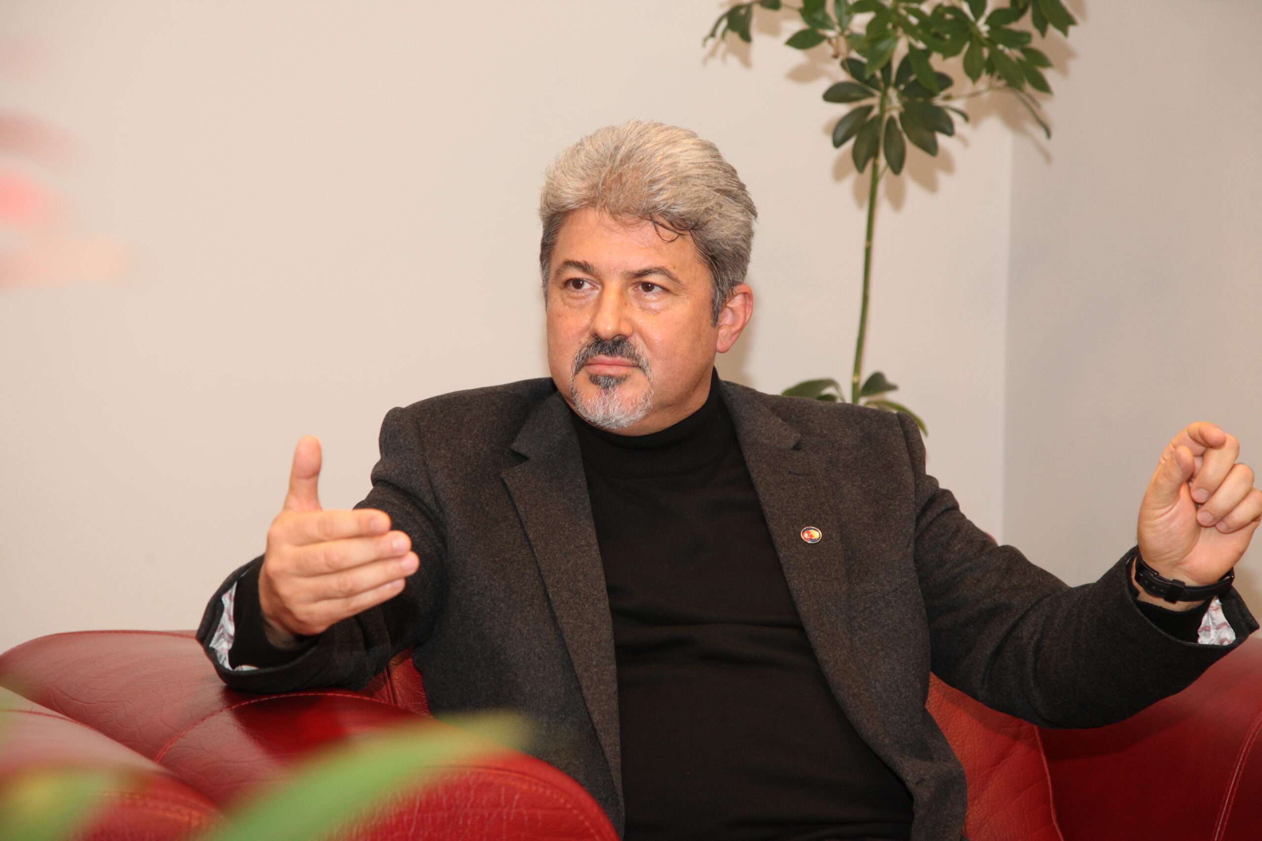 CHP Mudanya Aday Adayı Erdal Aktuğ; ‘Mudanya’da yönetim anlayışı değişmeli’