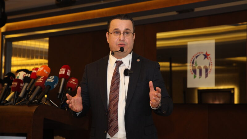 Mehmet Kanar, düzenlediği basın toplantısında son 5 yılda gerçekleştirdiği hizmet