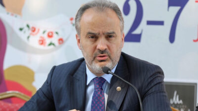 Alinur Aktaş’tan duyuru! Saat 19.00’da…