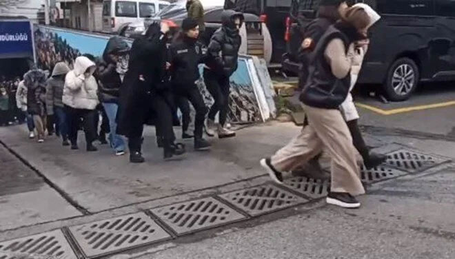 Yatırım dolandırıcılarına operasyon: 8’i Türk 73 şüpheli yakalandı