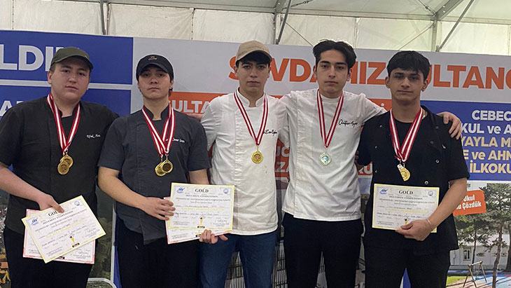 Bursalı genç şefler hünerlerini sergiledi