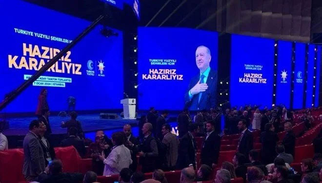 AK Parti’nin İstanbul adayı Murat Kurum