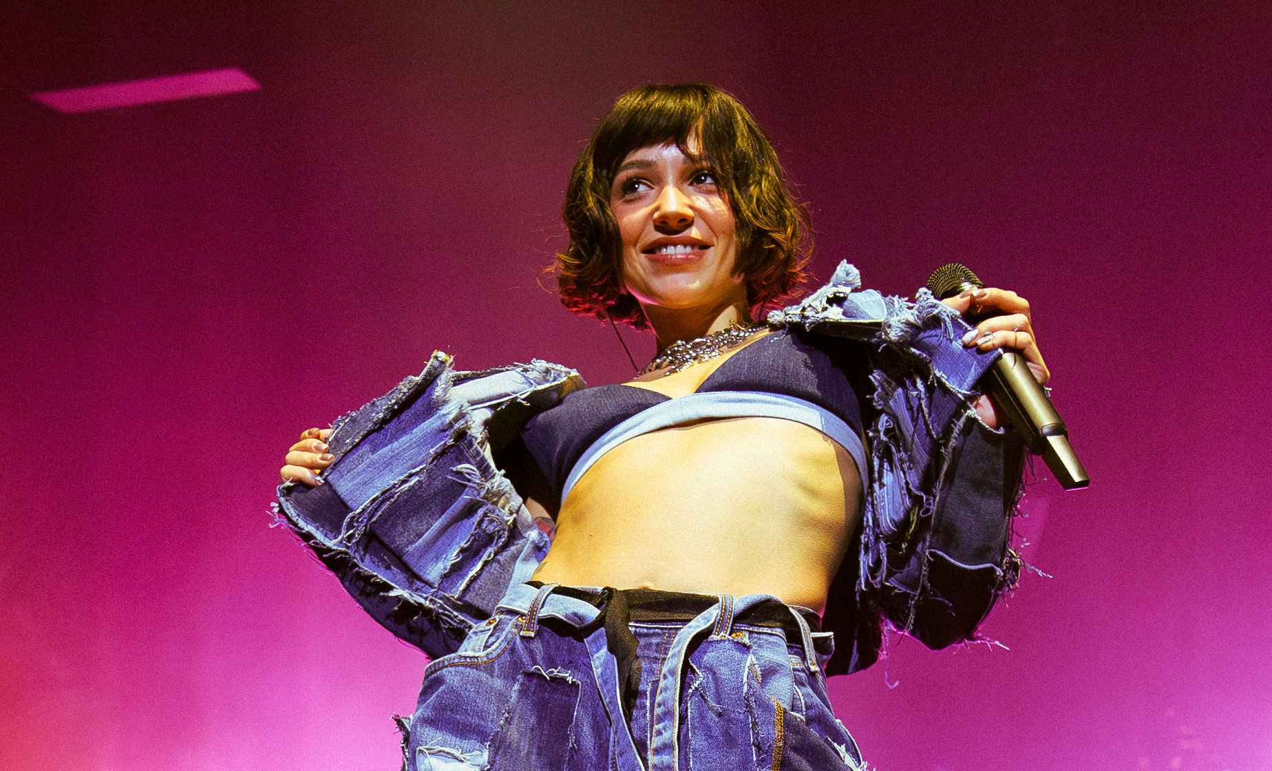 Zeynep’ten eğlence dolu konser