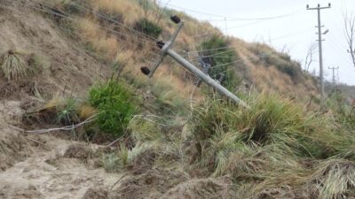 Şiddetli yağış heyelana neden oldu