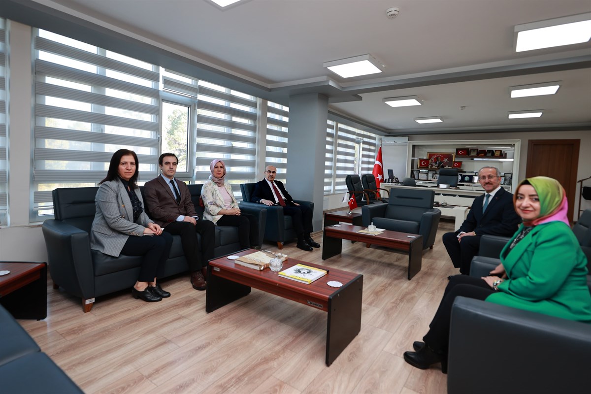 Vali Demirtaş’tan Bursa Tapu ve Kadastro Bölge Müdürü’ne ziyaret