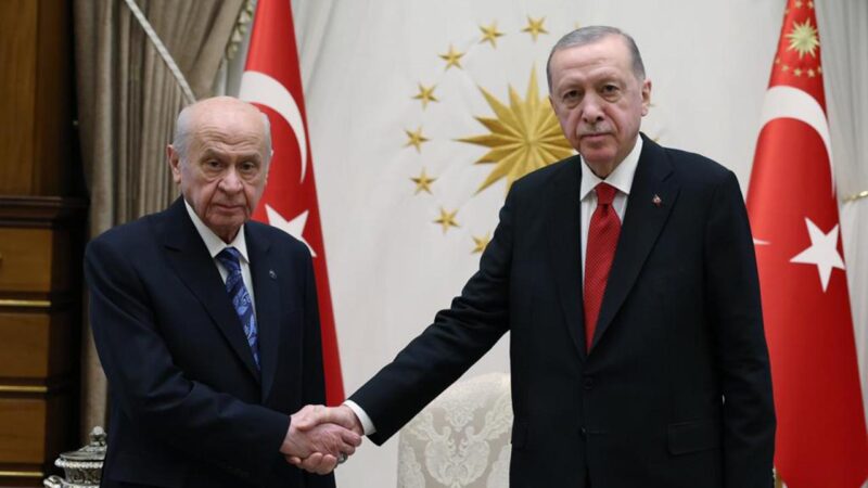 Cumhurbaşkanı Erdoğan, Bahçeli ile görüşecek Cumhurbaşkanı Recep Tayyip Erdoğan ile MHP Genel Başkanı Devlet Bahçeli