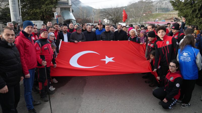 Sarıkamış şehitleri Gürsu’da anıldı Gürsu Belediyesi’nin ev sahipliği yaptığı Sarıkamış Şehitlerini Anma Yürüyüşü, Gürsu’nun