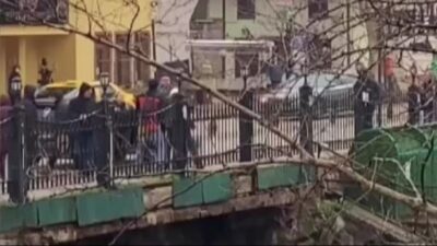 Bursa’da yol verme kavgası! O anlar kamerada