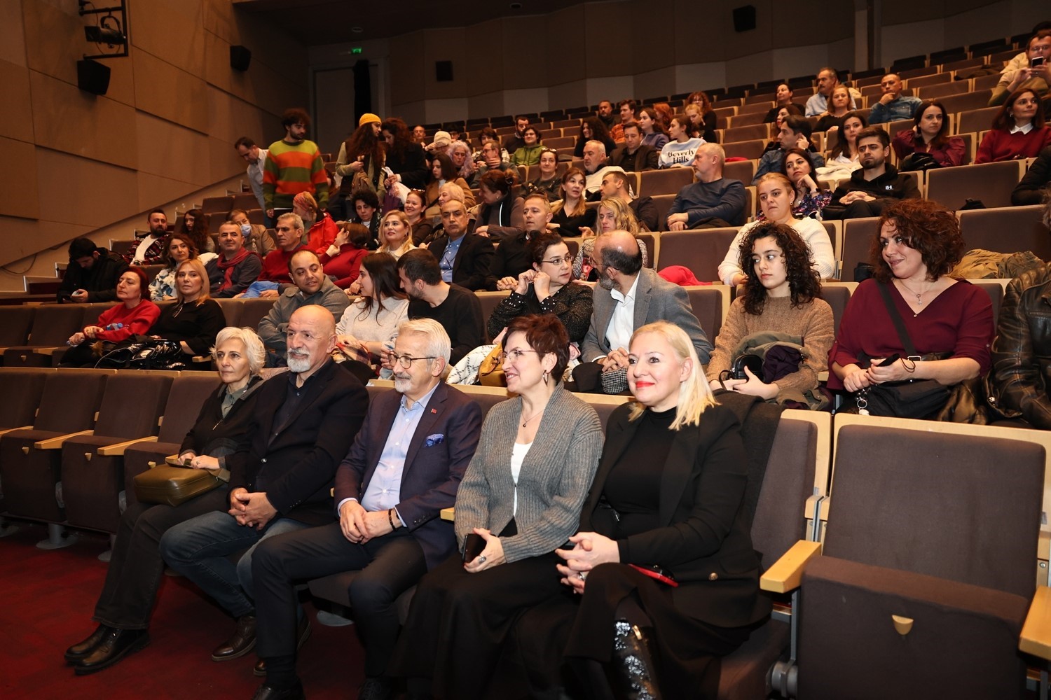 nilufer oda orkestrasi 20 yasini konserle kutladi 0968094