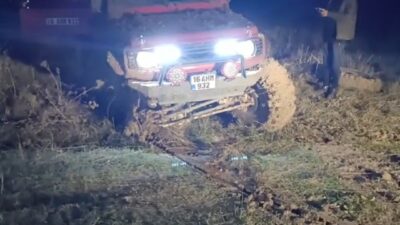 Bursa’da off-road yaparken lastiği koptu, farkında olmadan kilometrelerce yol gitti
