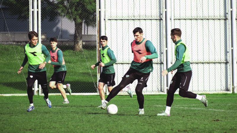 Bursaspor’da Karacabey hazırlıkları sürüyor