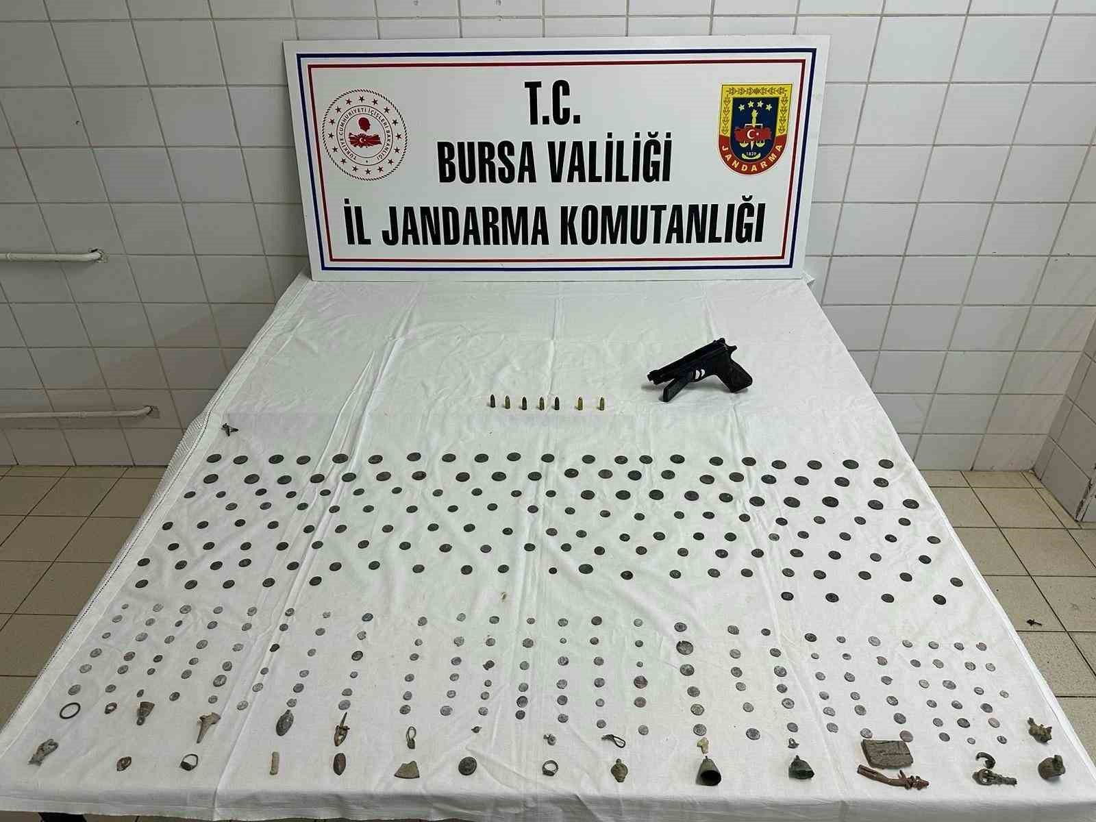 Bursa’da tarihi eser operasyonu! Roma dönemine ait…