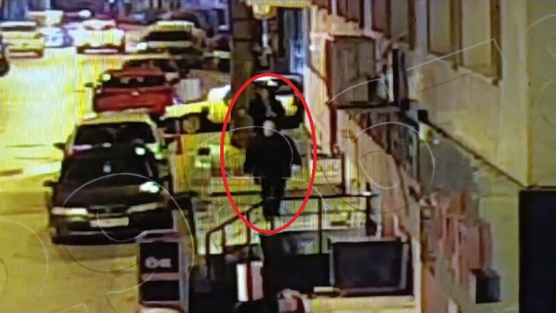 Saadet zinciri kuran Bursalı kuyumcu, ucuz altın tuzağıyla dolandırmış Bursa’nın Orhangazi ilçesinde bir kuyumcunun, onlarca kişiyi kurduğu Yavru isimli