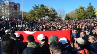 Türkiye şehitlerini uğurladı