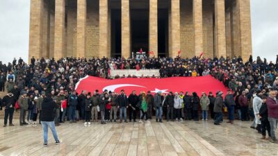 Staj mağdurlarından miting
