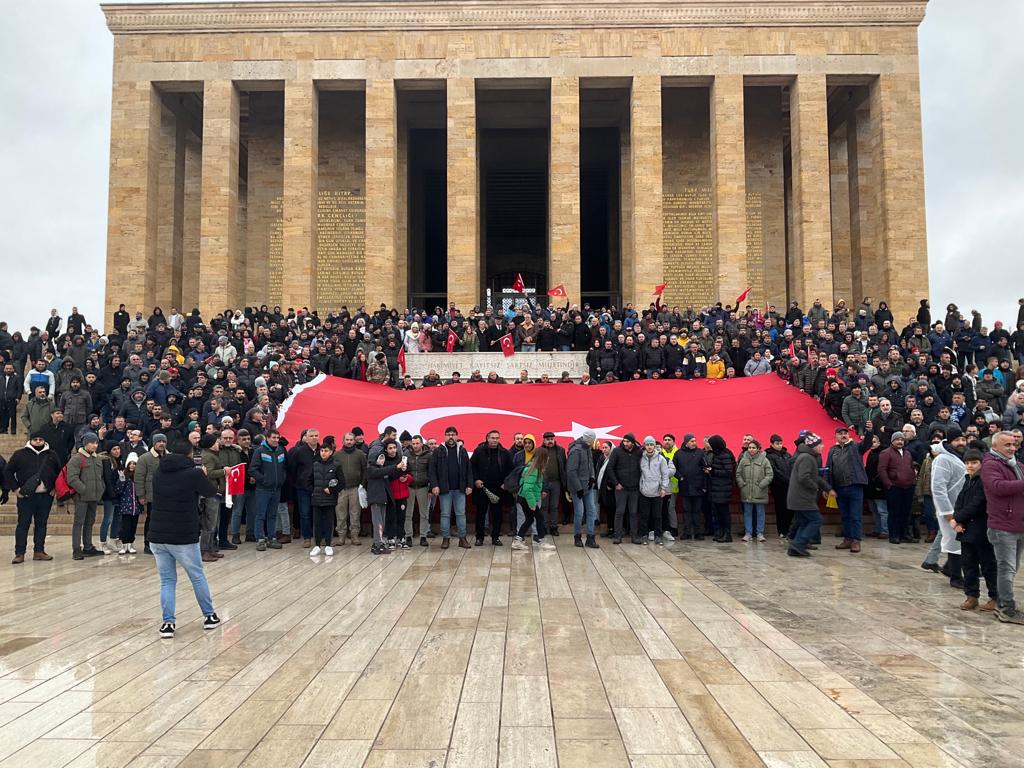 Staj mağdurlarından miting