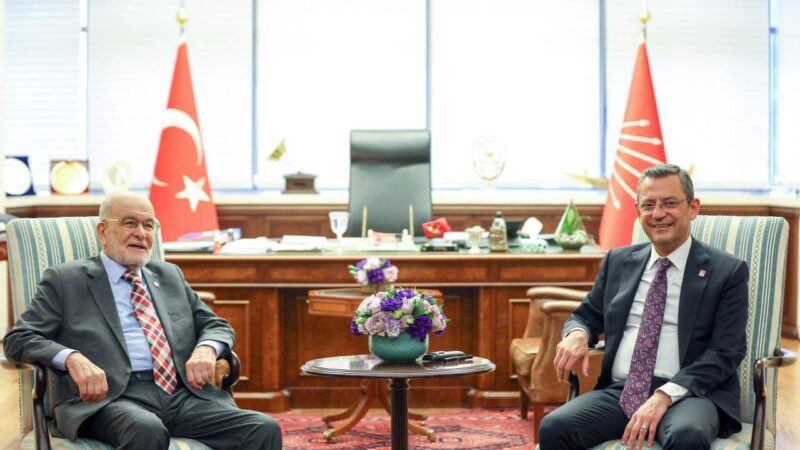 Özgür Özel, Temel Karamollaoğlu ile görüştü CHP Genel Başkanı Özgür Özel, Saadet Partisi Genel Başkanı Temel
