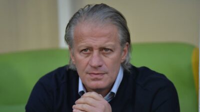 Eski mili futbolcu Tugay Kerimoğlu, Kuzey Kıbrıs Türkiye Cumhuriyeti takımlarından