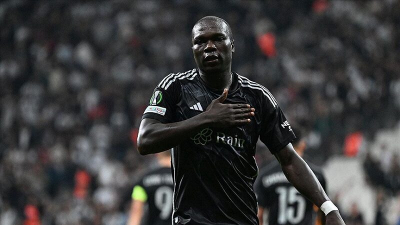 Beşiktaş, Kamerunlu futbolcusu Vincent Aboubakar'ın takas yoluyla transfer olacağına ilişkin