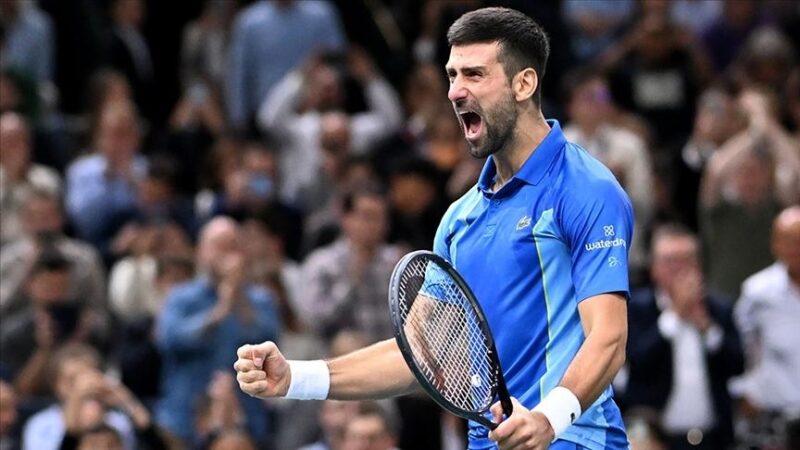 Sezonun ilk grand slam tenis turnuvası Avustralya Açık'ta tek erkeklerde