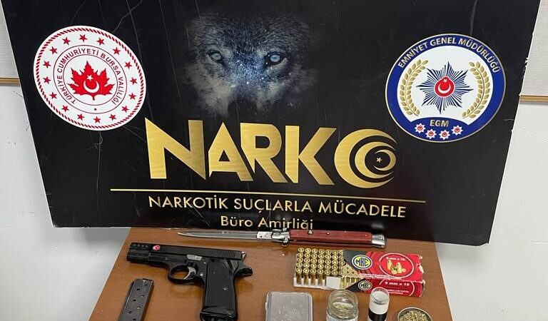 Bursa’da uyuşturucu operasyonu Bursa’nın Gemlik ilçesinde uyuşturucu ticareti yaptığı tespit edilen kişi, tutuklandı.