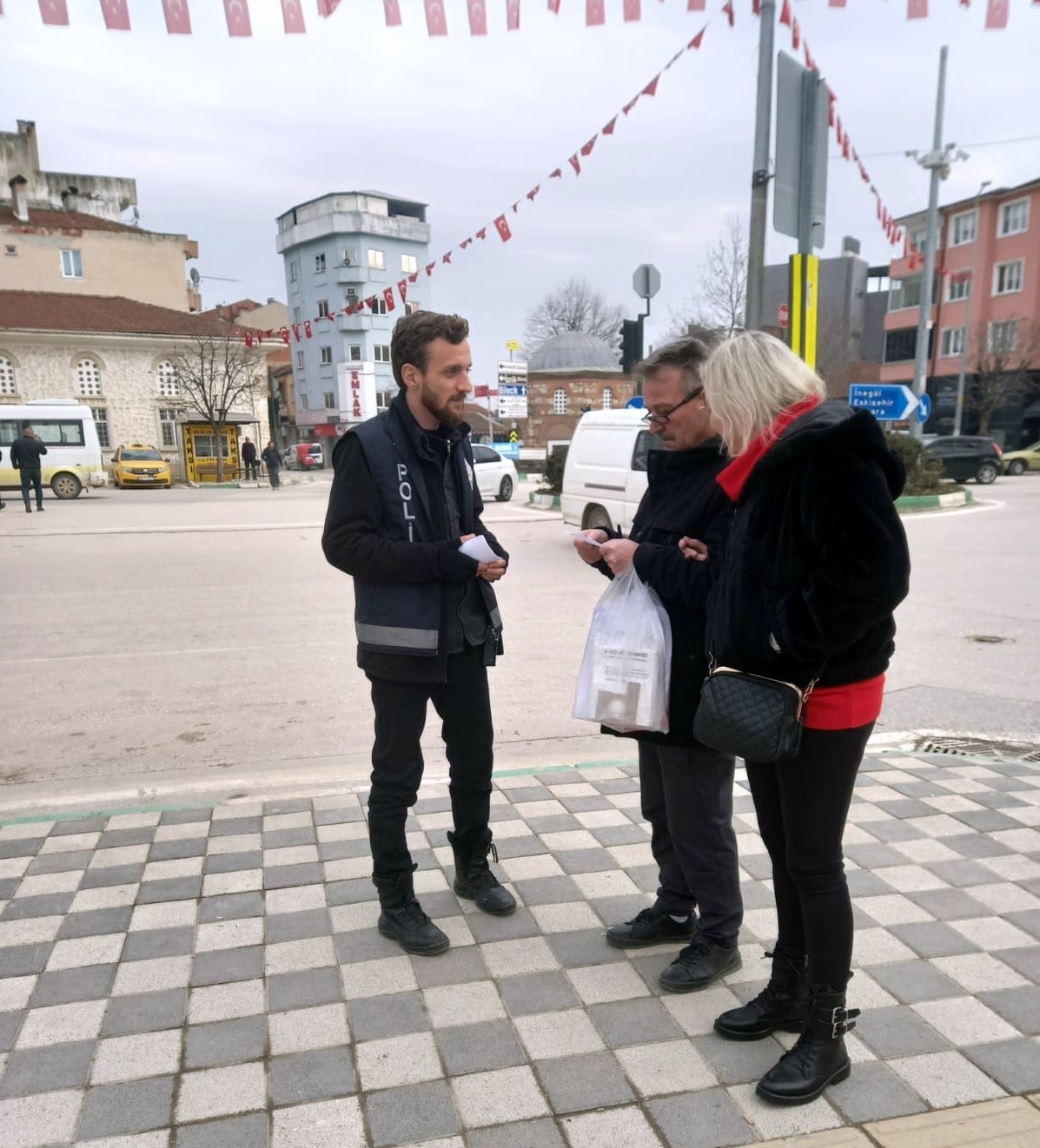 Yenişehir Emniyeti vatandaşları uyardı Yenişehir Emniyeti vatandaşları uyardı