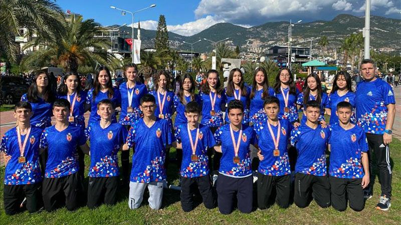 İnegöl Belediyespor DOSTUM Oryantiring Takımı Alanya'da gerçekleştirilen yarışlarda yine farkını