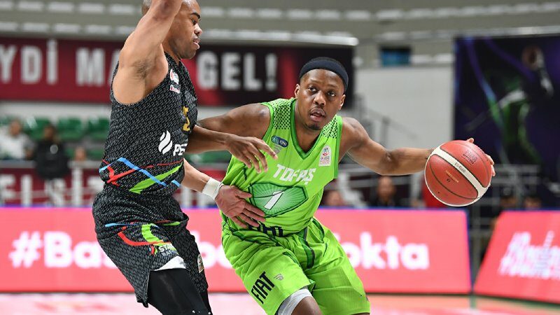 Bursa ekibi TOFAŞ evinde galip Türkiye Sigorta Basketbol Süper Ligi'ndeki Bursa temsilcilerinden TOFAŞ, konuk ettiği