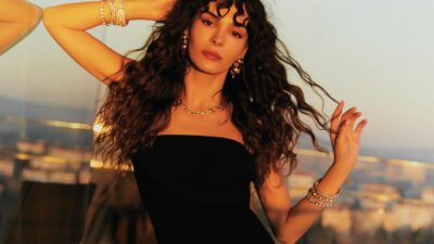 Ebru Şahin pozlarıyla hayran bıraktı…