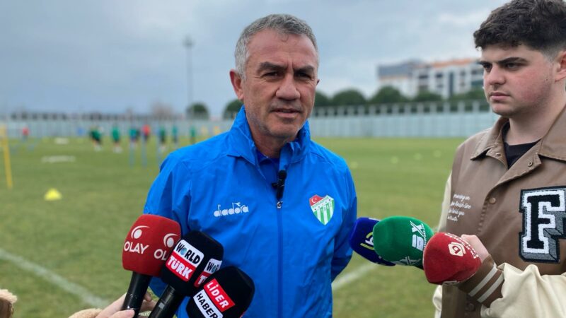 Bursaspor’un hocası Ümit Şengül ligde kalma puanını açıkladı
