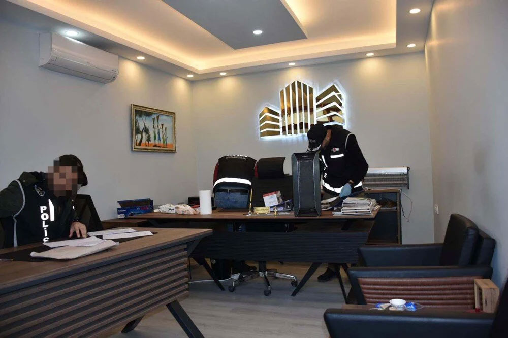 Drone fabrikası vaadiyle milyarlık vurgun: Holdingin patronu ve eşi ile 25 kişi gözaltında