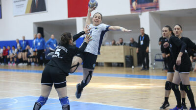 Poyrazın Kızları Üsküdar’ı geçti