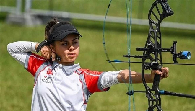 Milli okçu Hazal Burun’dan altın madalya