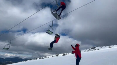 Korkutan anlar! Çok sayıda kişi mahsur kaldı