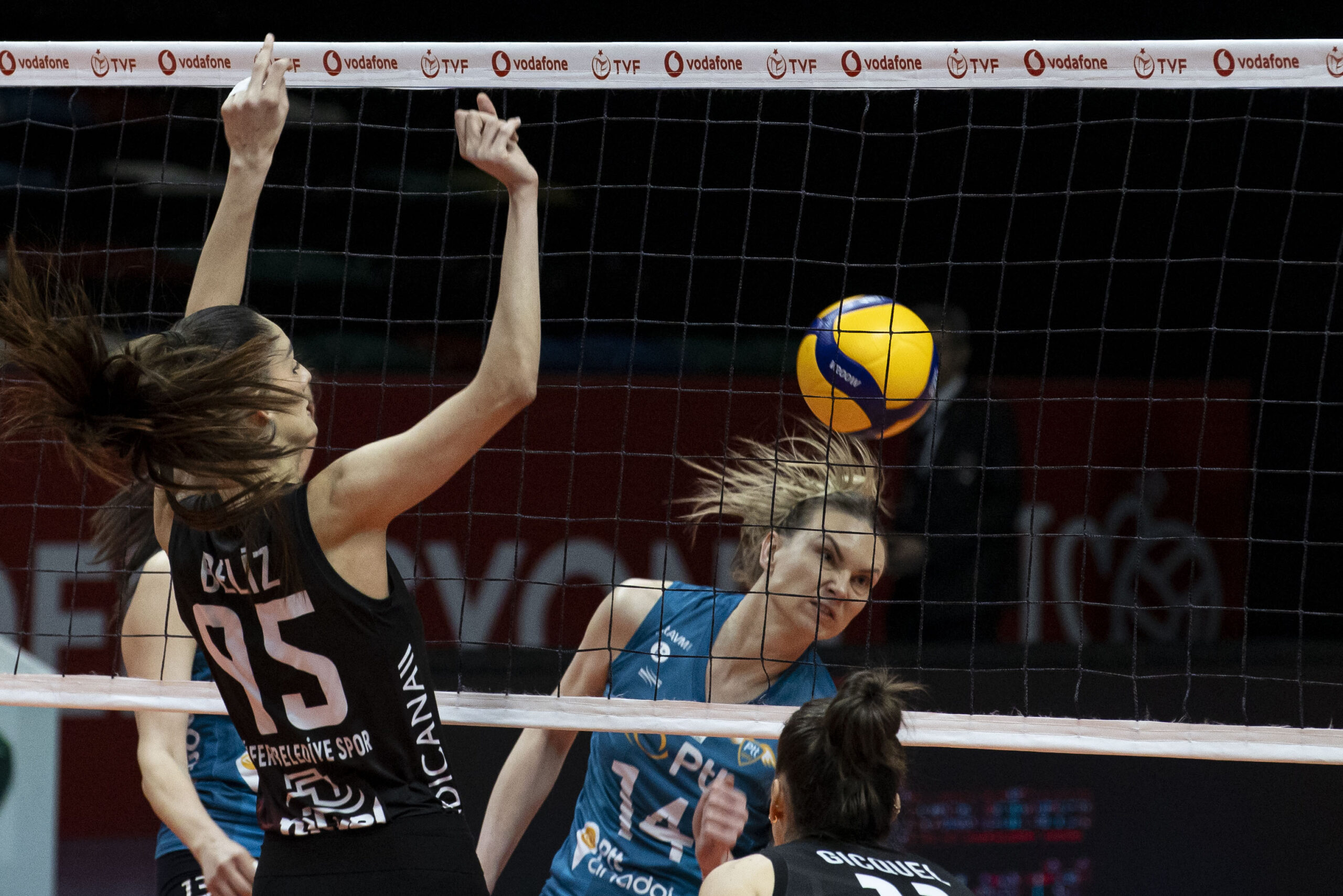 Nilüfer’in PTT keyfi Nilüfer’in PTT keyfi